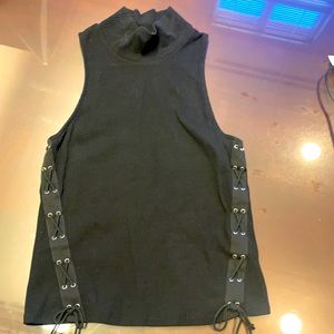 Express black sleeveless top with grommet in size large